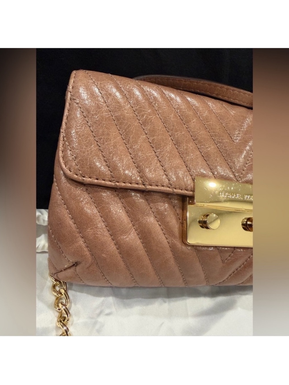 MICHAEL KORS SLOAN DUSTY ROSE QUILTED
CROSSBODY BAG (30F5GSLM1L) - Picture 4 of 9
